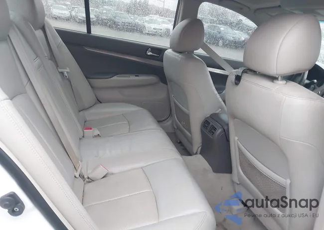 JN1DV6ARXBM650181: 44529079