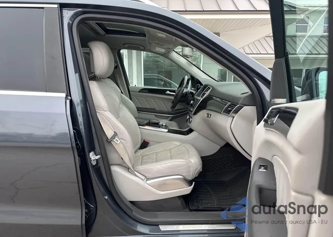 4JGDF7DE5GA684395: 44528233