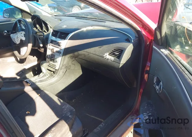 1G1ZC5E12BF344581: 44528365