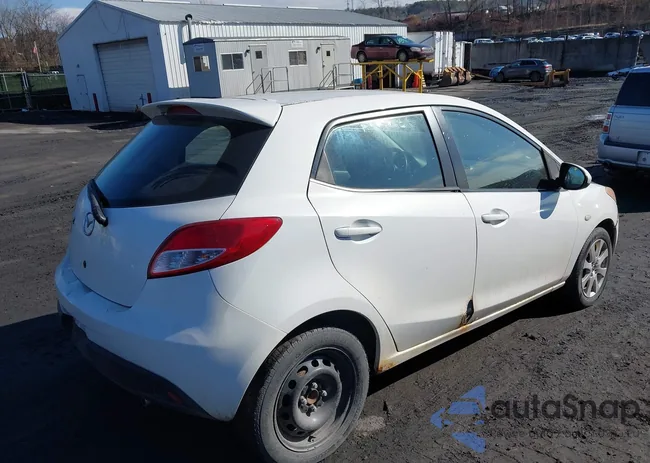 JM1DE1LY8C0136276: 44528407