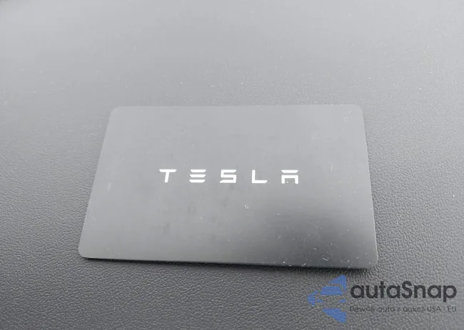 5YJ3E1EB6LF664260: 44528450