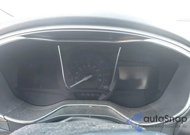 3FA6P0UU3JR273668: 44529610