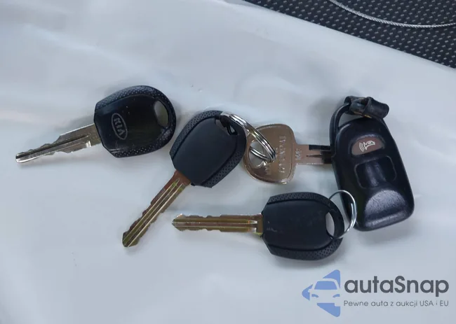 KNADE123876290332: 44529774