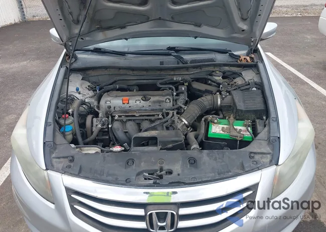 1HGCP2F78BA014591: 44529793