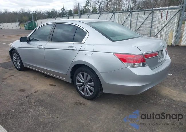 1HGCP2F78BA014591: 44529793