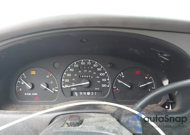 1FTYR10V6XTA61615: 44529995