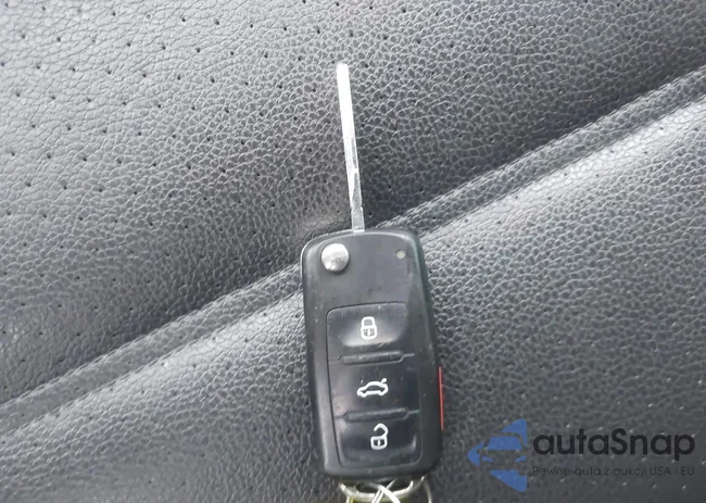 3VWL17AJ4HM363921: 44530098