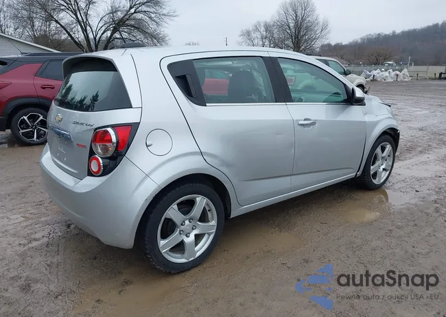 1G1JE6SB7F4202108: 44530120