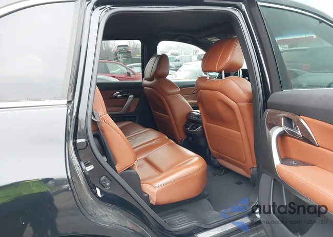 2HNYD2H51BH502995: 44530170