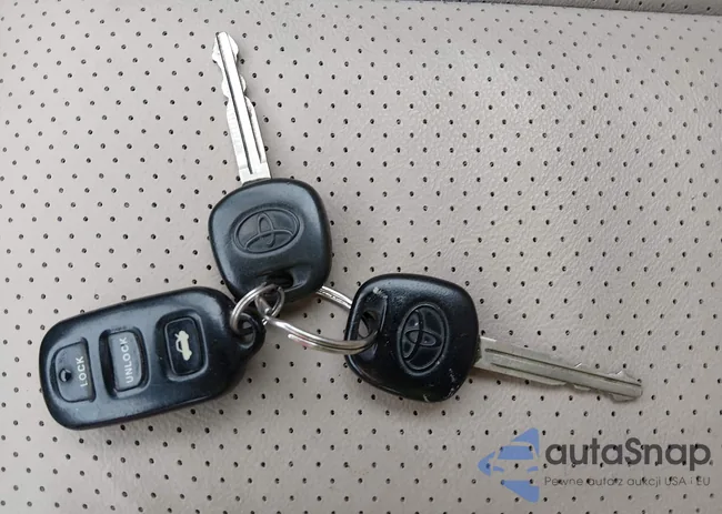 2T1CF28P22C570017: 44529540