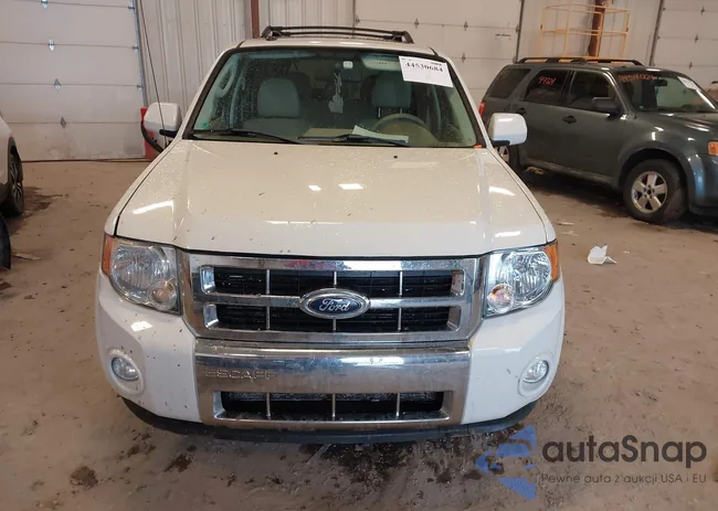 1FMCU9EG8CKB00556: 44530684