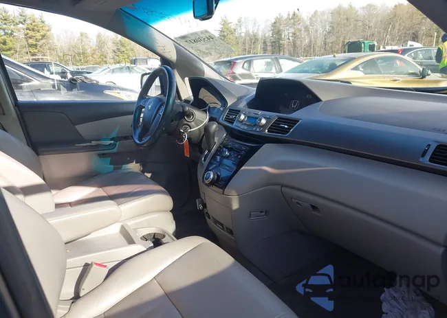 5FNRL5H67CB135244: 44530817