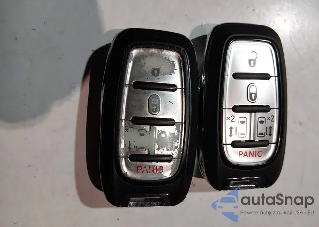 2C4RC1H79JR332967: 44530849