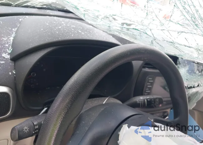 KNDJ23AU6L7121726: 44531096