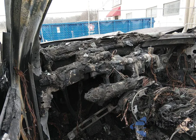 4JGED7FB3KA139320: 44531147