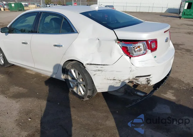 1G11E5SA0GU157953: 44531173