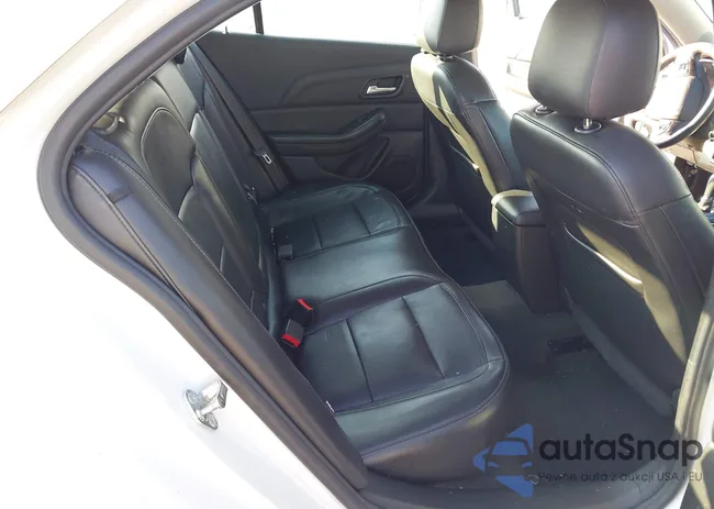 1G11E5SA0GU157953: 44531173