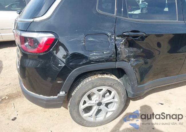 3C4NJDBN1ST548744: 44530247