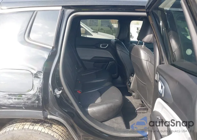 3C4NJDBN1ST548744: 44530247