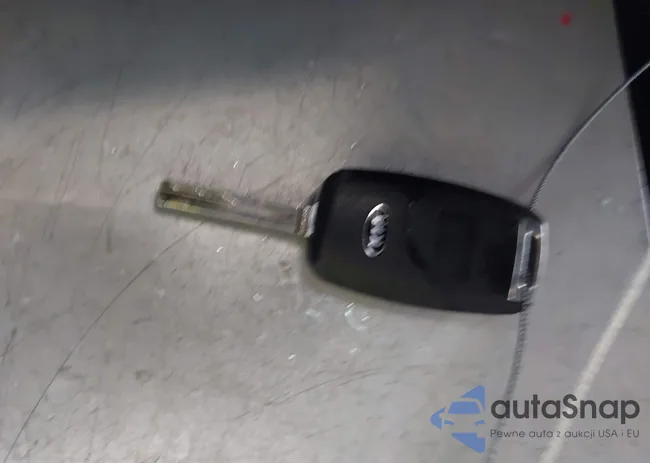 KNADM4A33E6382368: 44530268