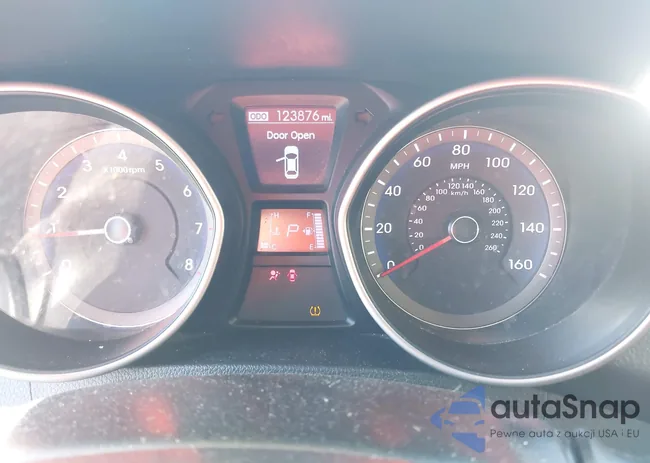 KMHD35LE8DU104596: 44530370