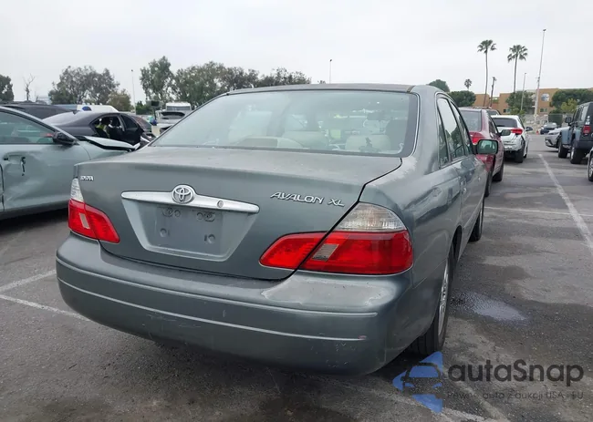 4T1BF28B33U293782: 44530399