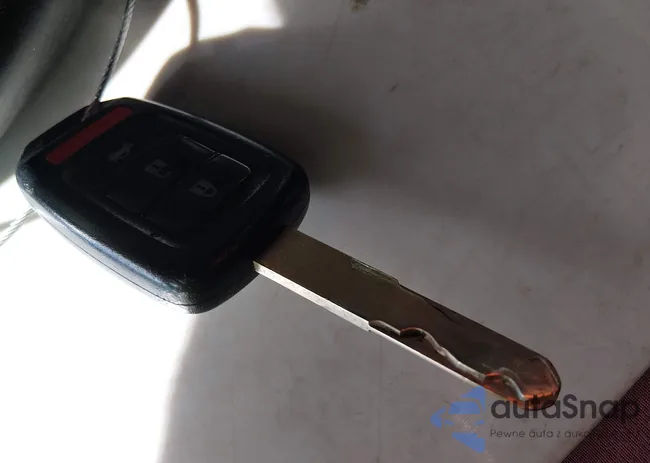 1HGCR2F57HA104087: 44530403