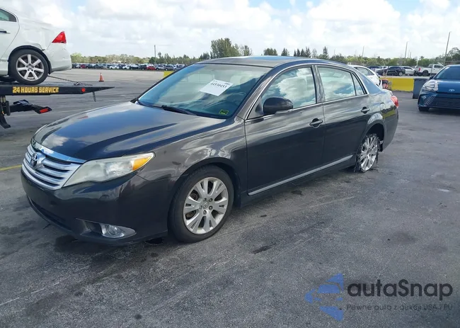 4T1BK3DB2BU387559: 44530453