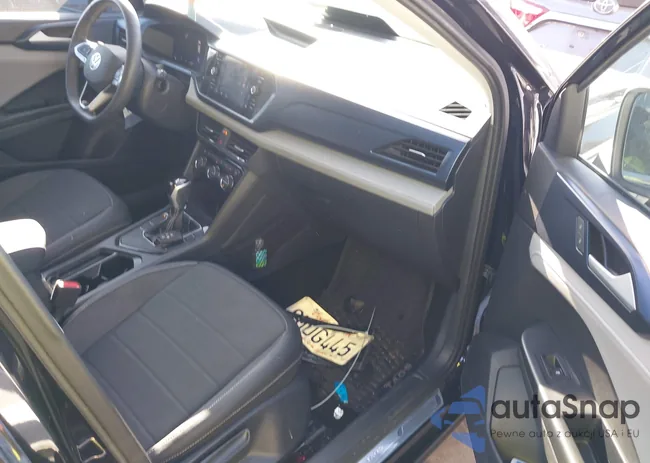 3VVSX7B27RM064608: 44530484