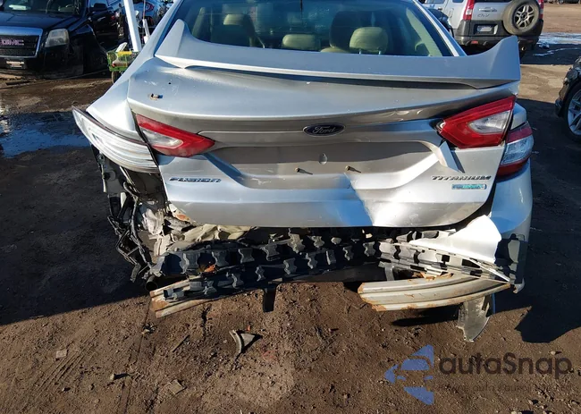 3FA6P0K93GR253637: 44530596