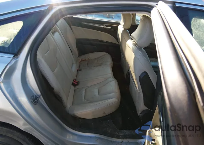 3FA6P0K93GR253637: 44530596