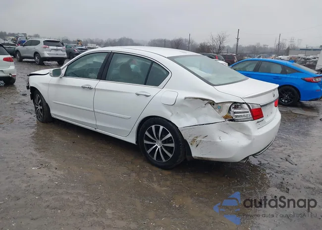 1HGCR3F84DA042139: 44531704