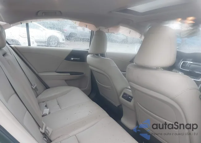 1HGCR3F84DA042139: 44531704