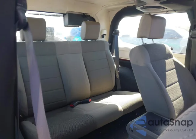 1J4FA54107L180803: 44531751