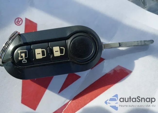 3C6TRVCG8KE526483: 44531754