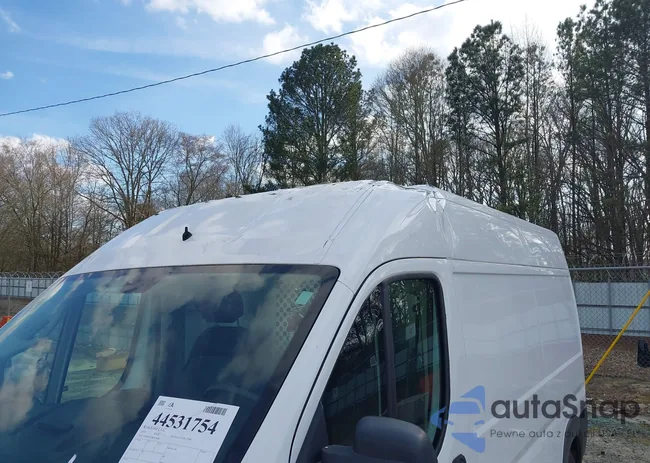 3C6TRVCG8KE526483: 44531754