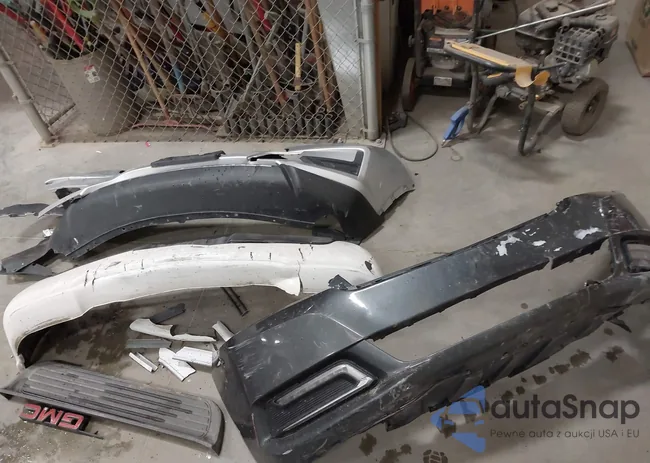 1GTCS195618244931: 44531762