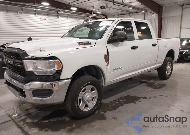 3C6UR5CJ6MG569372: 44532010