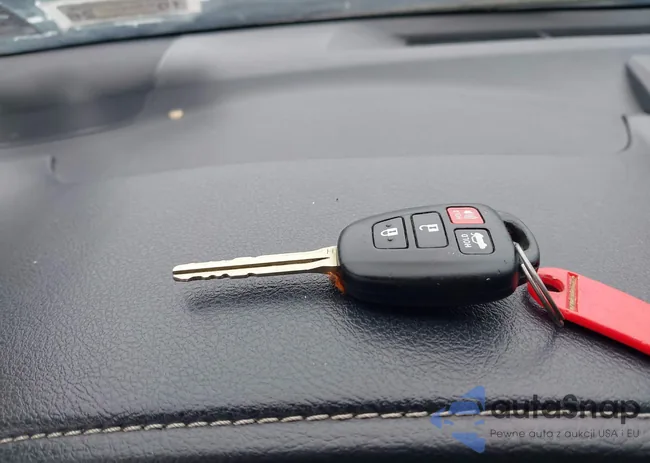 4T1BF1FK9GU264130: 44532174