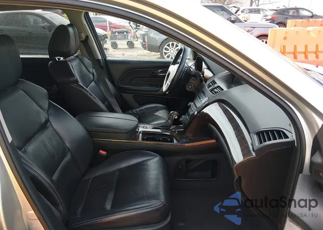 2HNYD2H64DH500041: 44532193