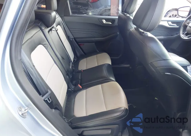 1FMCU0LZ8NUB90136: 44531386