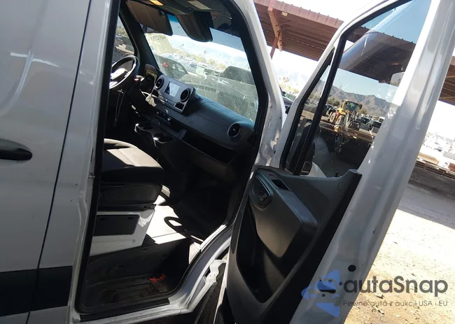 W1Y4NCHY7RT179031: 44532753