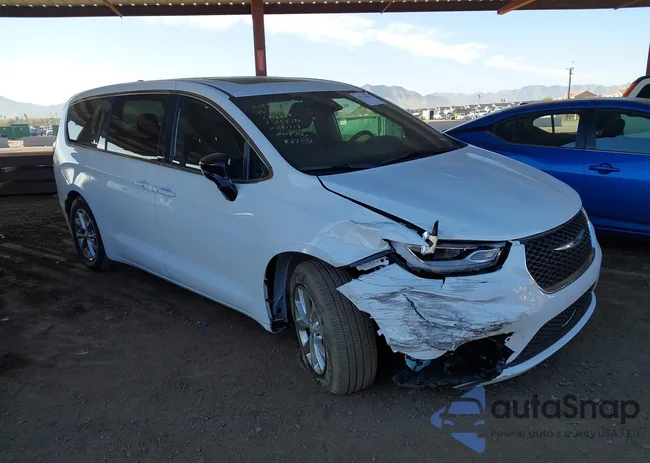 2C4RC1GG6TR221359: 44532818