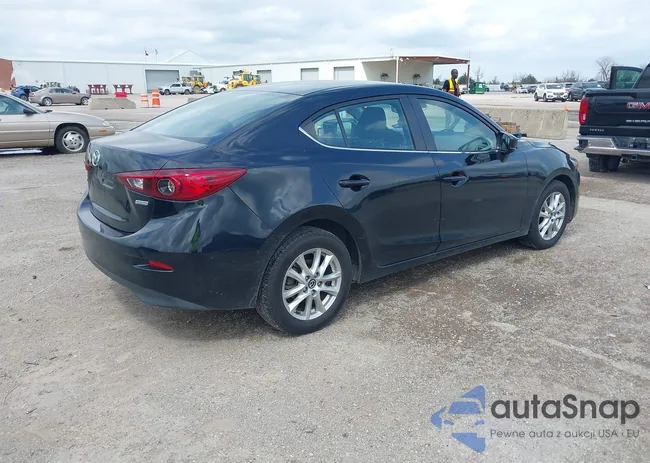 3MZBN1U77JM175476: 44532856