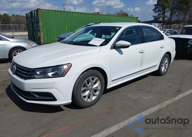 1VWAT7A35HC017915: 44532933