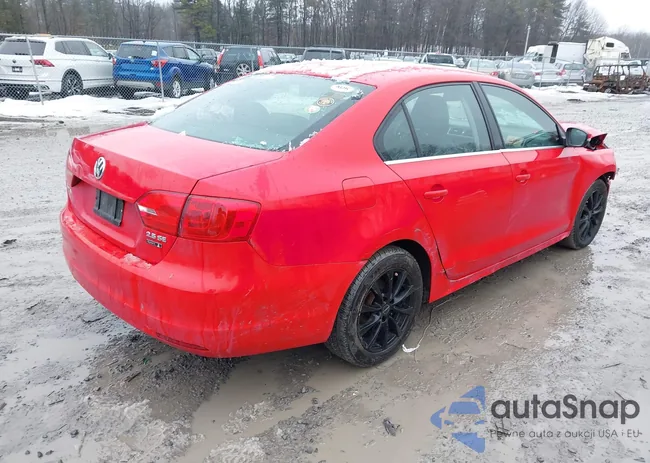 3VWDP7AJ9DM403603: 44532965