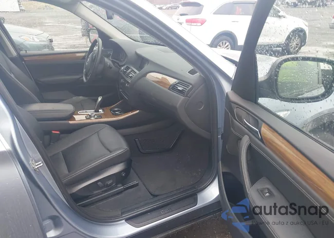 5UXWX5C57BL705677: 44532969