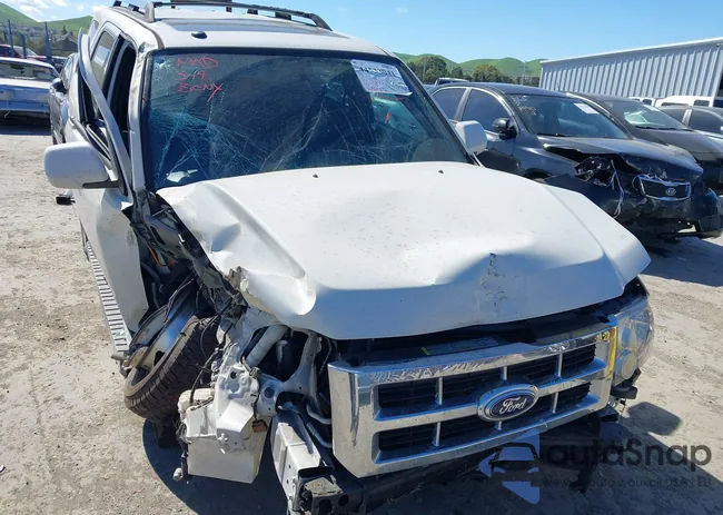 1FMCU0EG1AKA69725: 44533041