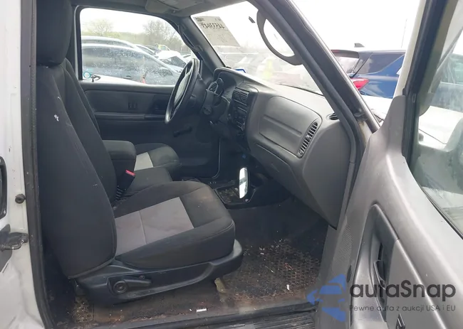 1FTKR4EEXAPA09209: 44533043