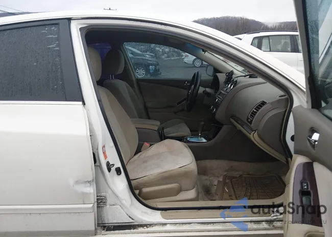 1N4AL21E28N552671: 44533074